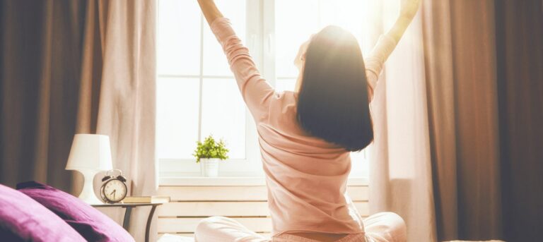 5 Tips for Waking Up Earlier